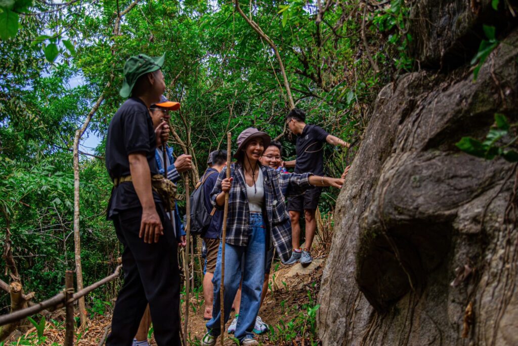 Bảo Tàng Đồng Đình Giá Vé
